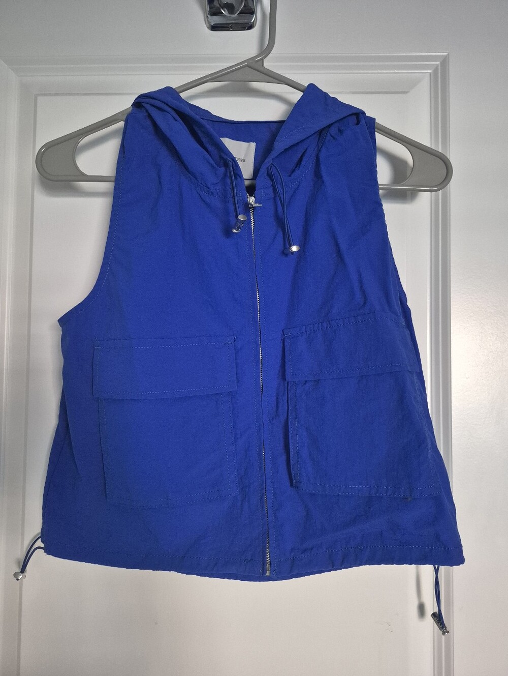 Sleeveless Hooded Zip Vest in Bright Royal Blue